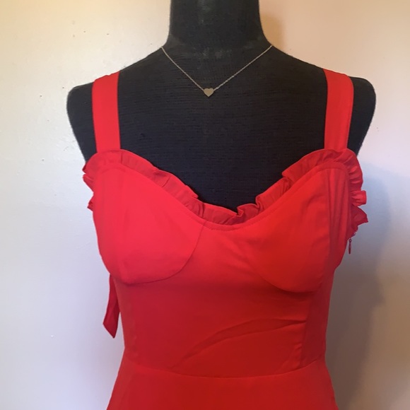 Forever 21 Super Cute Red Dress - Picture 2 of 4